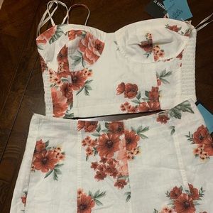 🆕🆕 Forever 21 Short Set. Size Medium. NWT